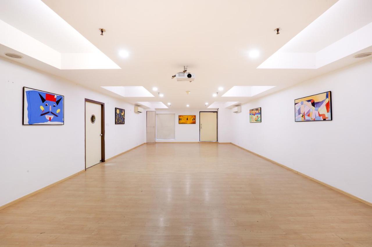 Red Fox By Lemon Tree Hotels, East Delhi Екстер'єр фото