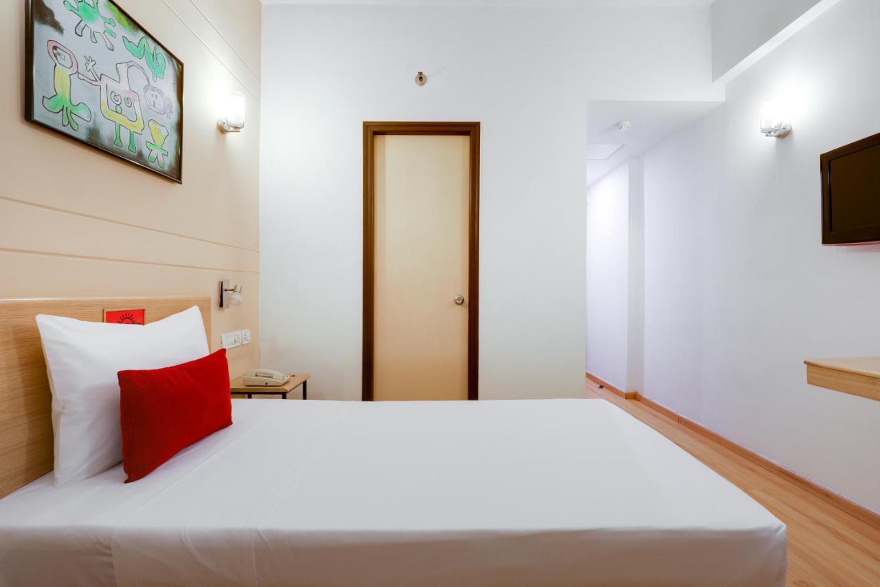 Red Fox By Lemon Tree Hotels, East Delhi Екстер'єр фото