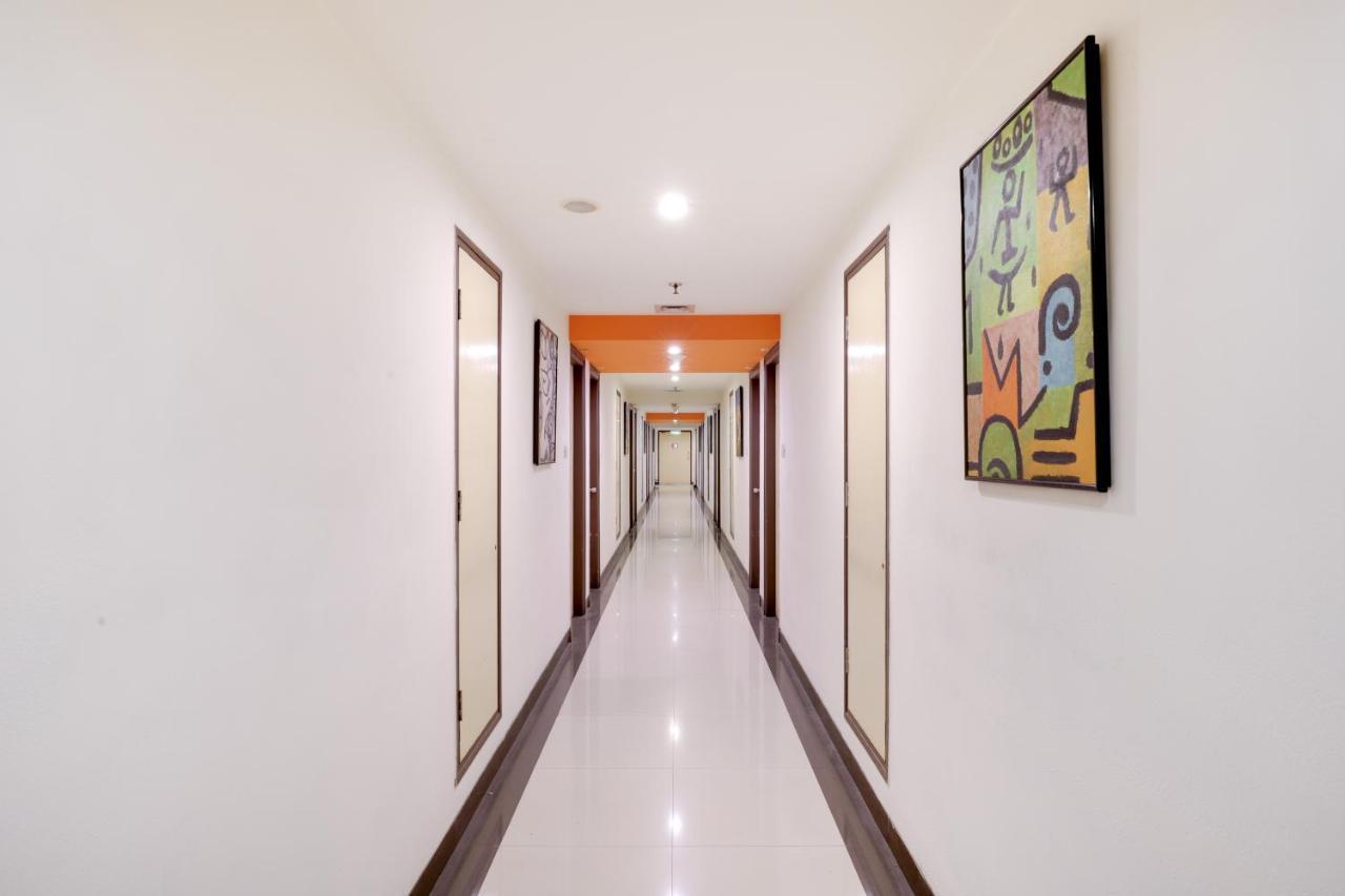 Red Fox By Lemon Tree Hotels, East Delhi Екстер'єр фото