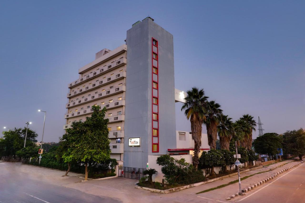 Red Fox By Lemon Tree Hotels, East Delhi Екстер'єр фото