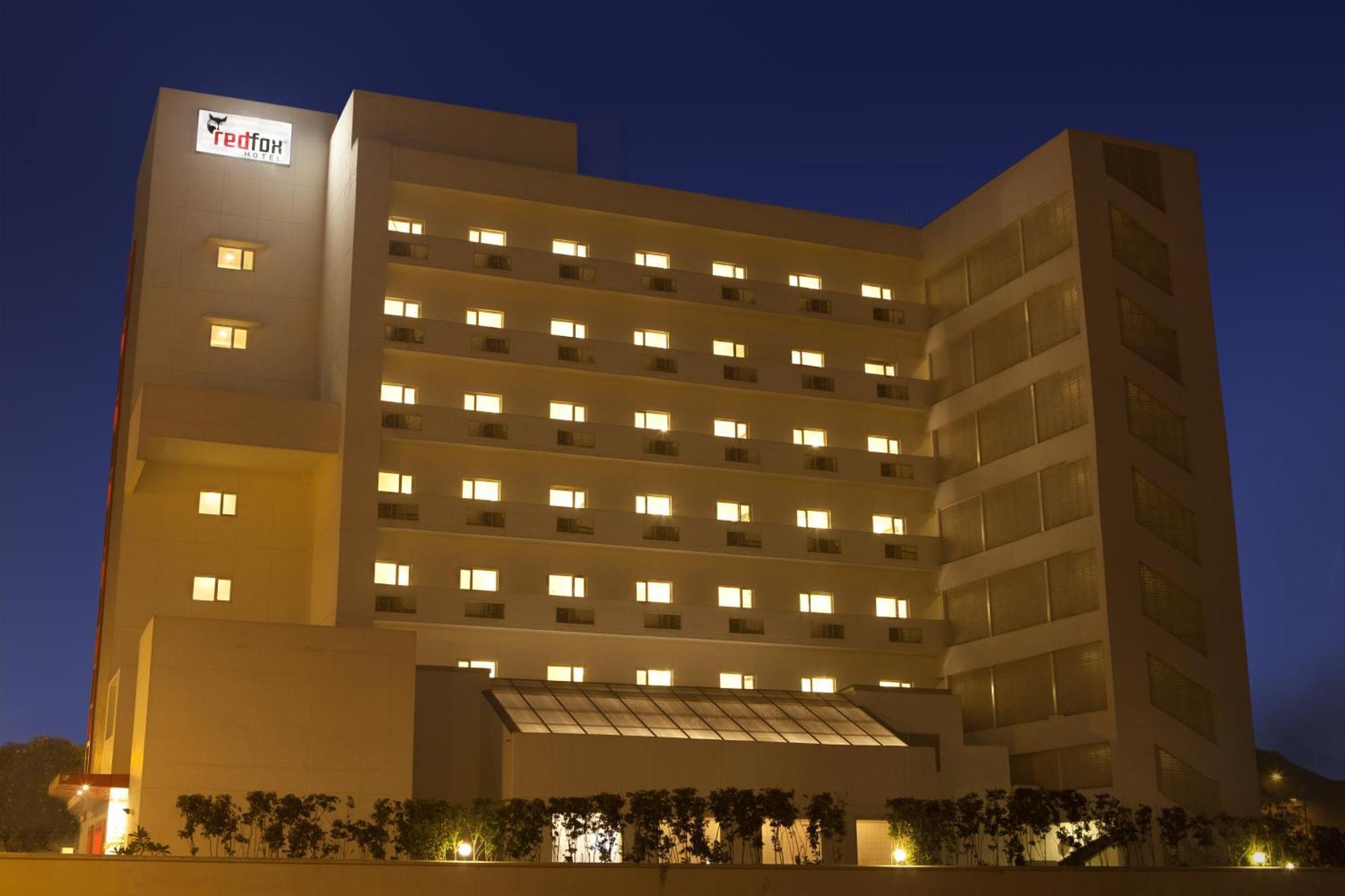 Red Fox By Lemon Tree Hotels, East Delhi Екстер'єр фото