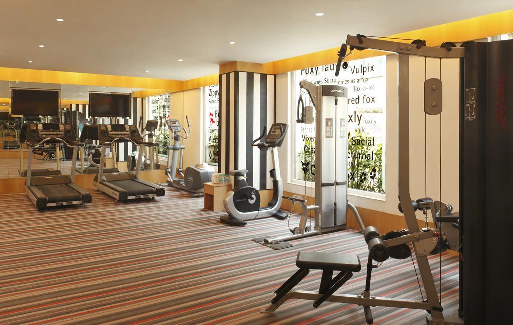 Red Fox By Lemon Tree Hotels, East Delhi Екстер'єр фото